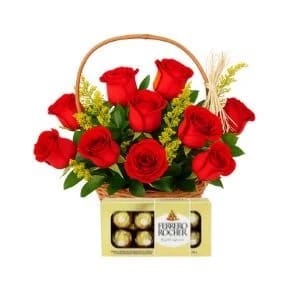 Cesta de 10 Rosas Vermelha e Chocolate